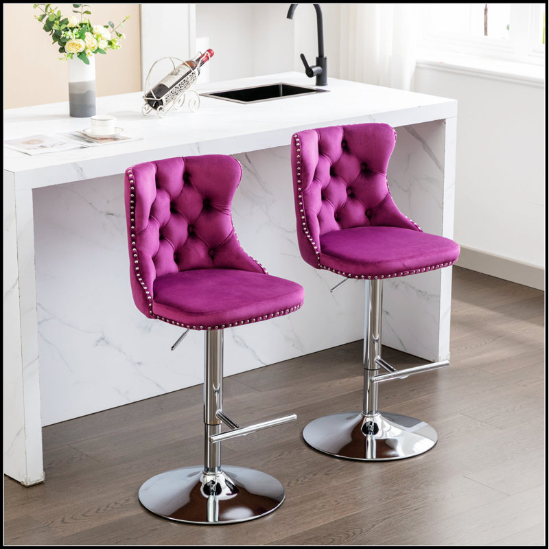 Tabourets de bar pivotants en velours avec hauteur de siège réglable, base chromée moderne pour plus de confort et de style
