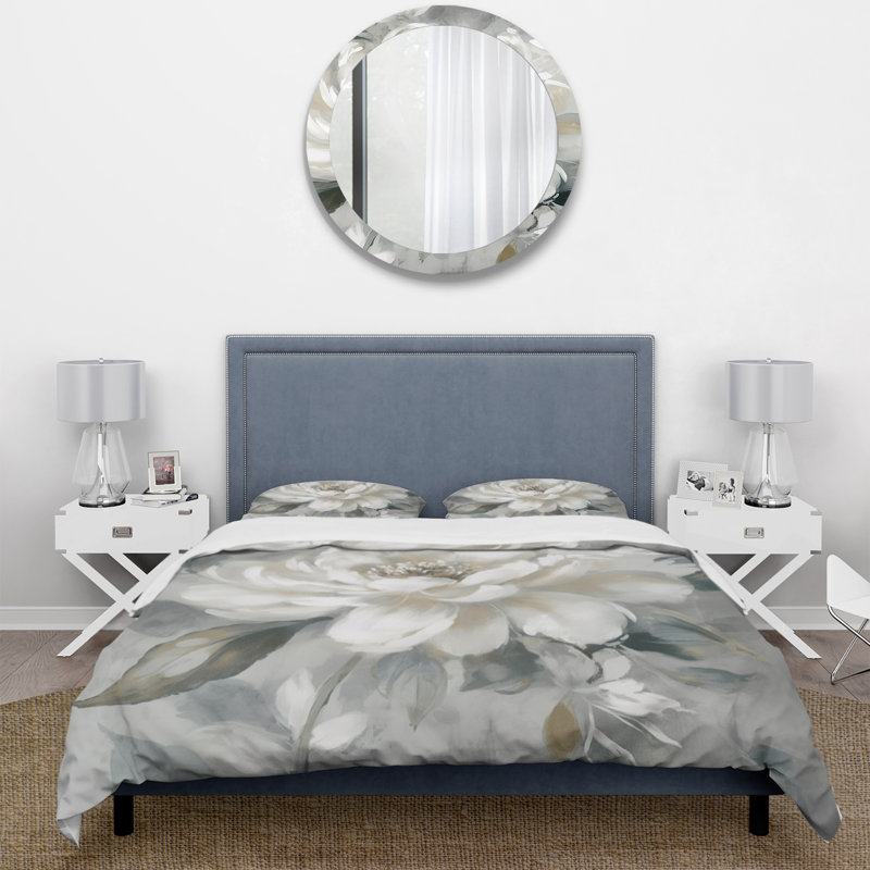 Ensemble de housse de couette blanc et gris en pivoine Blooms In Motion I Bedding
