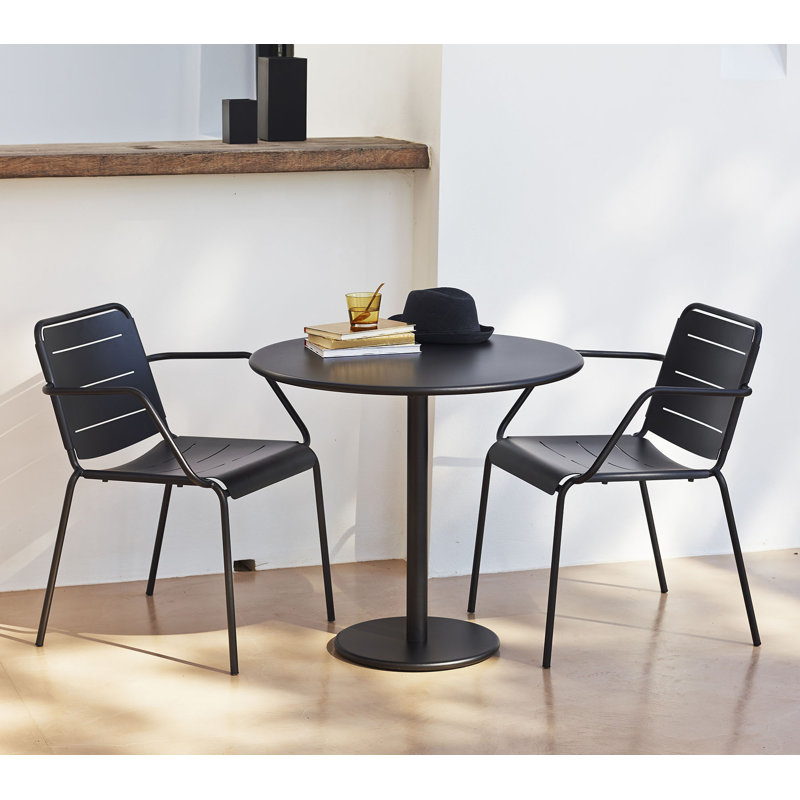 Go Outdoor Round Table, Lava Gray