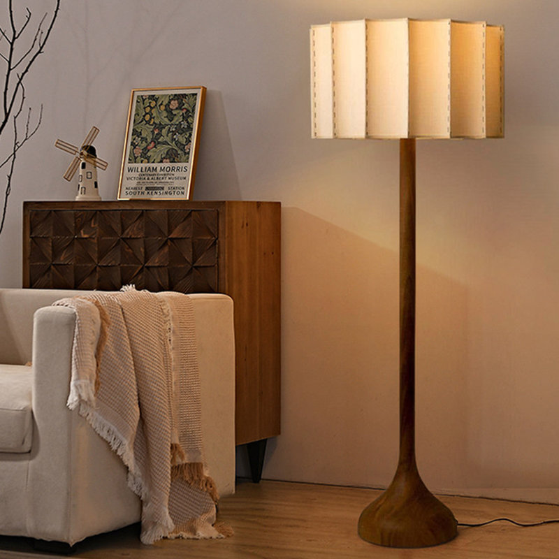 Lampe de salon en bois massif