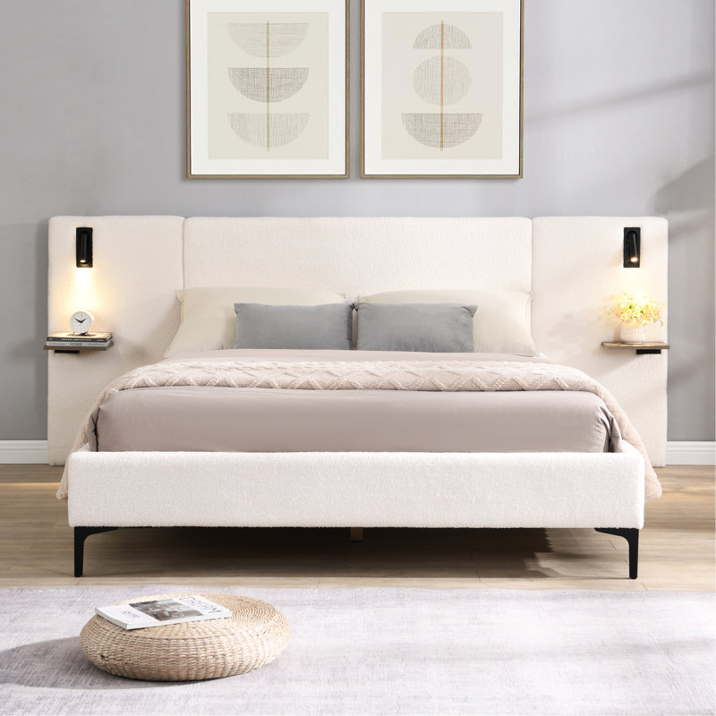 Grand lit tapissier blanc avec lumières encastrées et tablettes pratiques White