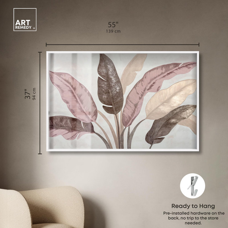 «Dusty Rose», art floral par Shadybox par Art Remedy, H 37 po x l 55 po, Blanc
