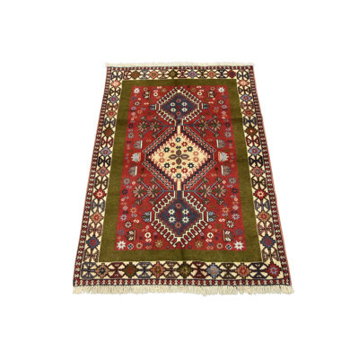Tapis unique 3 pi 4 po x 4 pi 8 po Feyzi