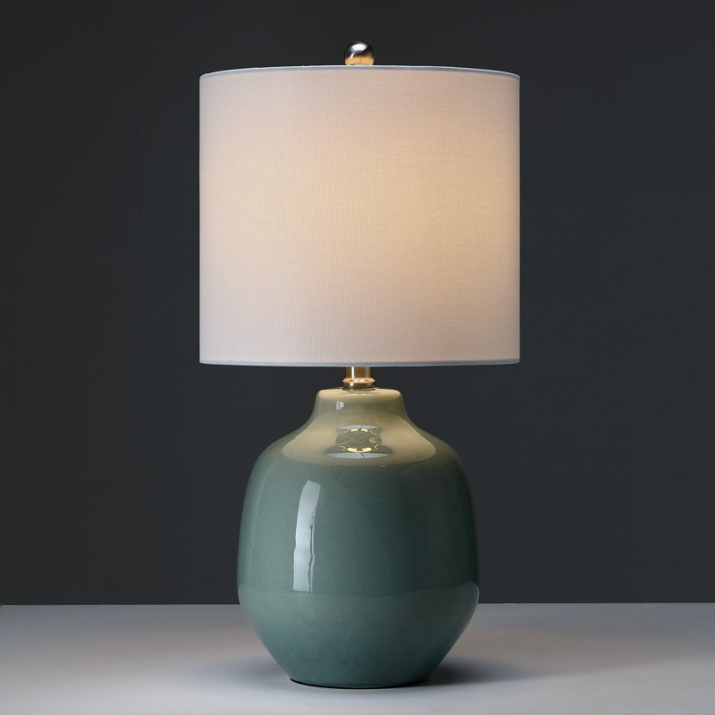 Lampe de table 19 po en céramique verte avec abat-jour tambour