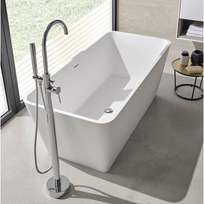 67'' x 31.5'' Freestanding Soaking Acrylic Bathtub