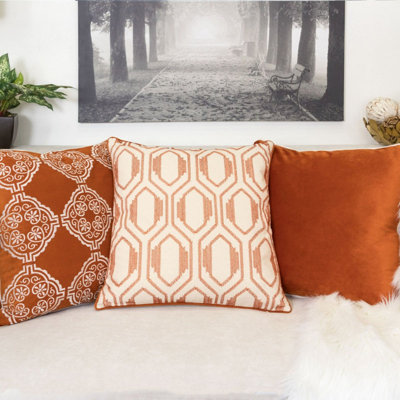 Coussin décoratif géométrique en coton brodé - Accent moderne rouille
