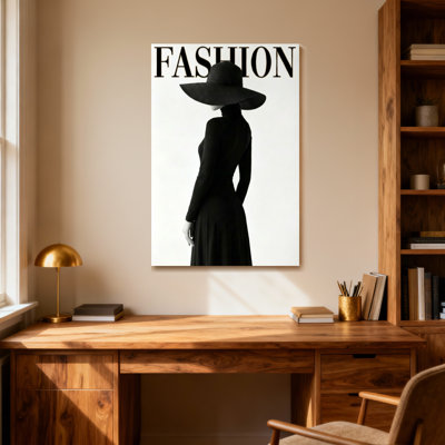 Fashion Black Dress With Wide Brim Hat