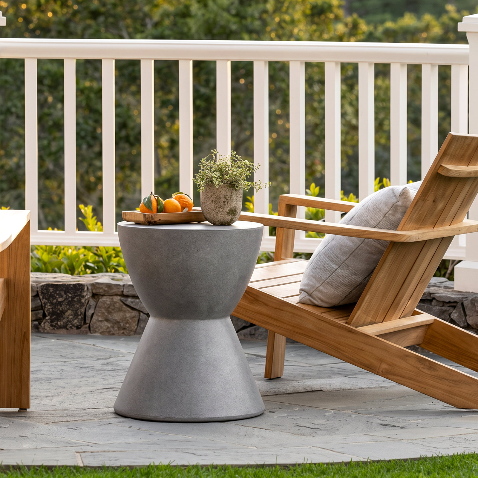 15" Patio Side Table, Charcoal