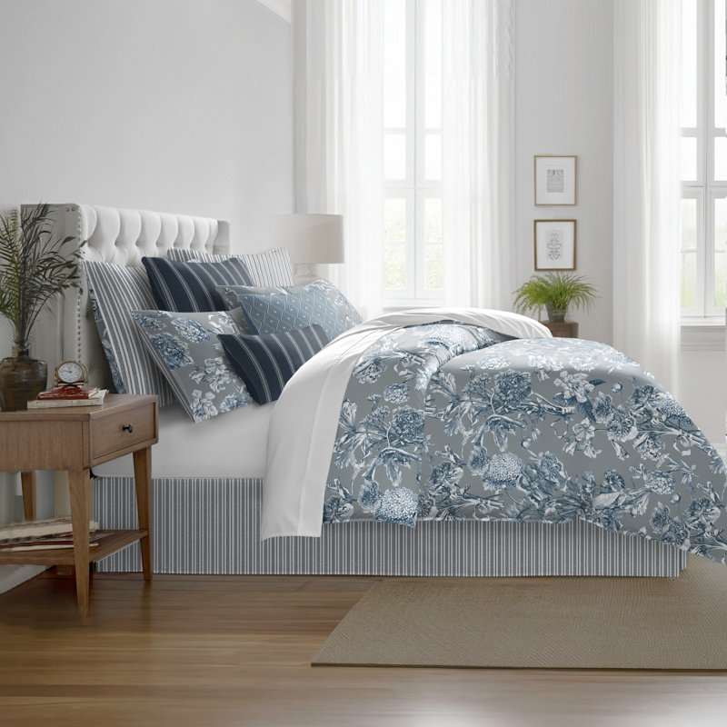Alexandria Shadow Cotton Duvet Cover Set, Queen Duvet Cover + 7 Additional Pieces