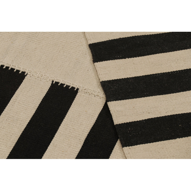 Rez Kilim One-of-a-Kind 5'5x7'8 Area Rug