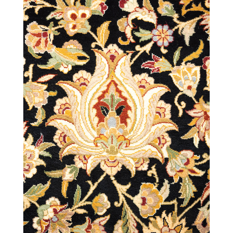 Classic One-of-a-Kind 6' 0" X 6' 2" Hand Knotted Area Rug
