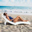Chaise longue de patio portative pliable pour les hanches, confort au bord de la piscine anti-dérive avec appui-tête réglable et ancrages pour sacs de sable, blanc-725006585