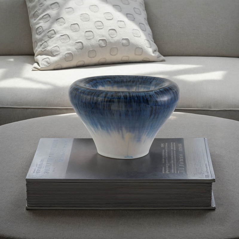 Stoneware Bowl in Reactive Glaze and