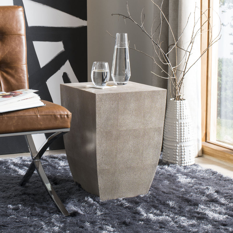 Naralys End Table