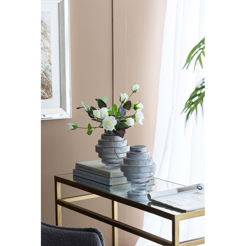 Ensemble de vases en verre géométrique à plusieurs niveaux avec finition bleue fumée, décor décoratif élégant pour les intérieurs modernes.