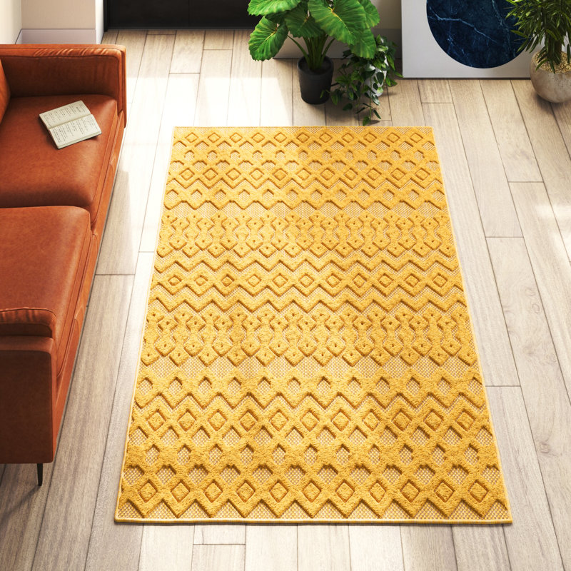 Tapis intérieur / extérieur jaune Gritton, Rectangle 6 pi x 9 pi