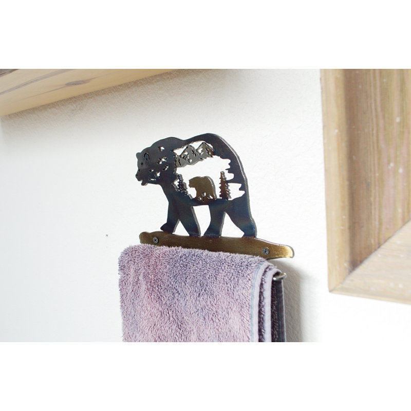BEAR INSIDE BEAR HAND Geremy