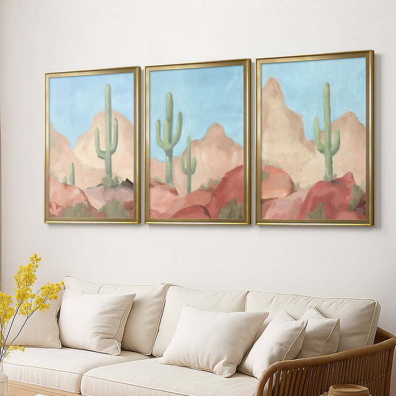 Sunny Saguaro I - Toile tendue avec châssis sur mesure - 3 pièces, 27" H x 39" W, Doré
