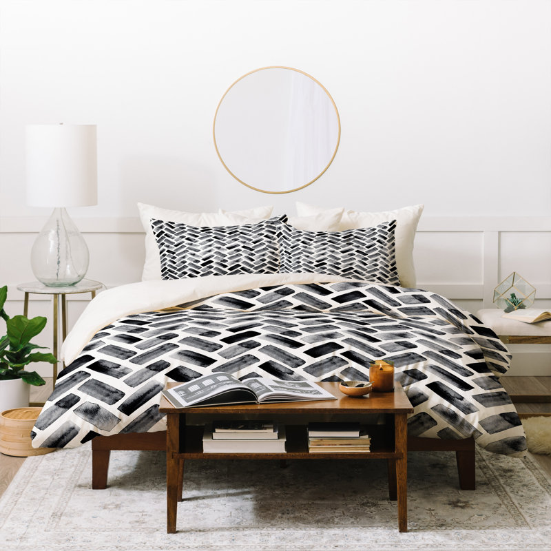 Modern & Contemporary Polyester Geometric Shapes Duvet Cover, Queen Duvet Cover + 2 Standard Shams