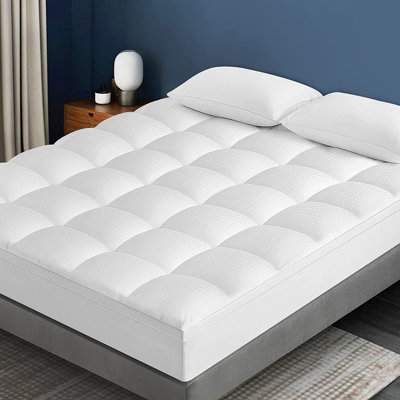 Surmatelas en duvet synthétique 2 po