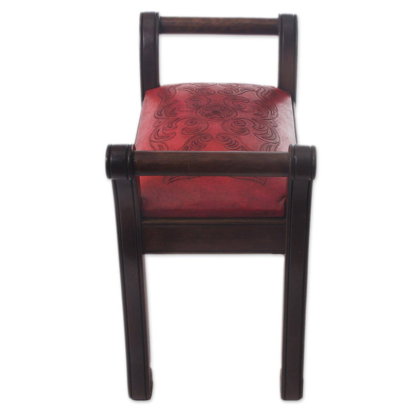 Banc en cuir clouté