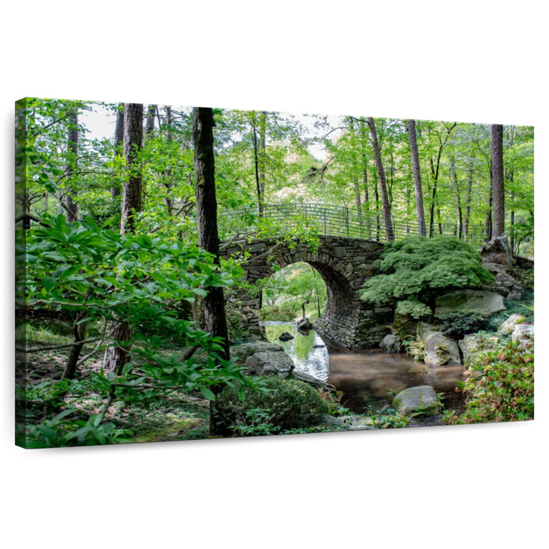 Lilie Ozarks Stone Moon Bridge, 30" H x 45" W
