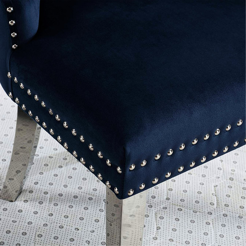 2 chaises à oreilles boutonnées, bleu, avec pattes et tissu bleu élégant, dossier, remarquable