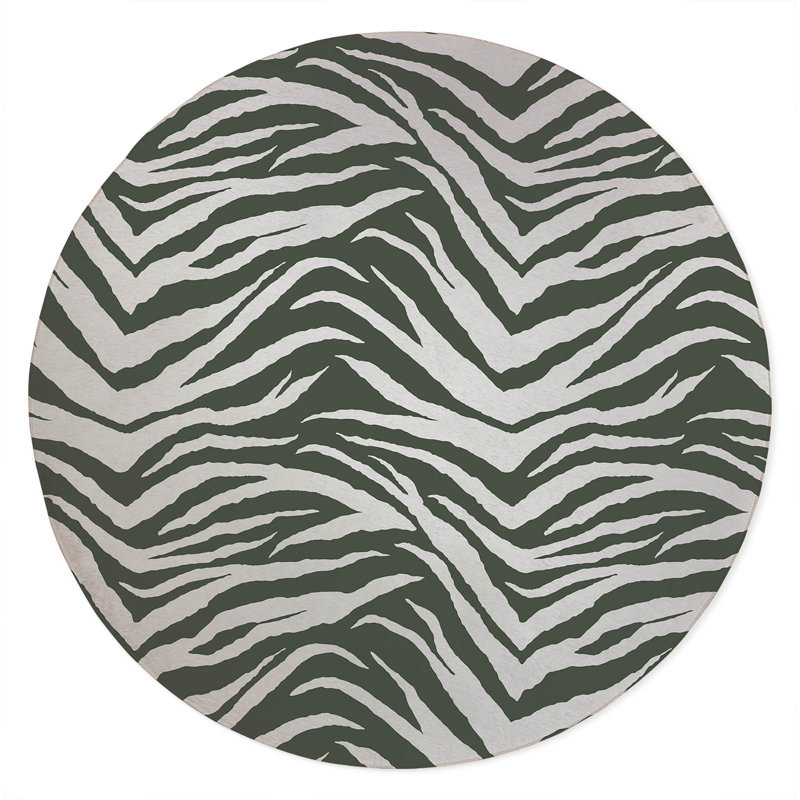 Zebra Patch Non-Slip Outdoor Rug, Round 5'