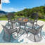 Ensemble de salle à manger rond pour patio 4 personnes 30,71 po avec trou pour parasol, 4 chaises empilables avec coussins rouges