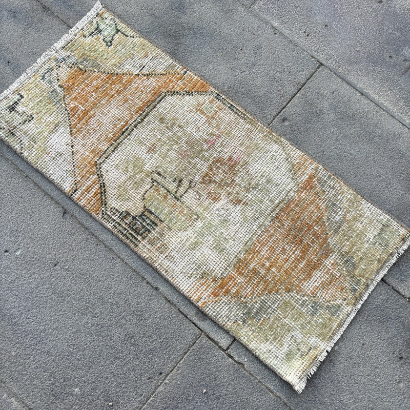 Turkish Oushak Rug in Faded Vintage Style Made of Luxury Wool for Sophisticated Interiors
