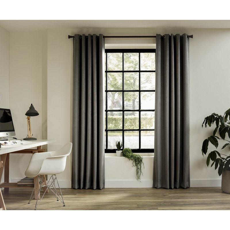 Tringle à rideaux simple 95 po Beavin Bronze, H 1,10 po x l 95,00 po x P 2,00 po