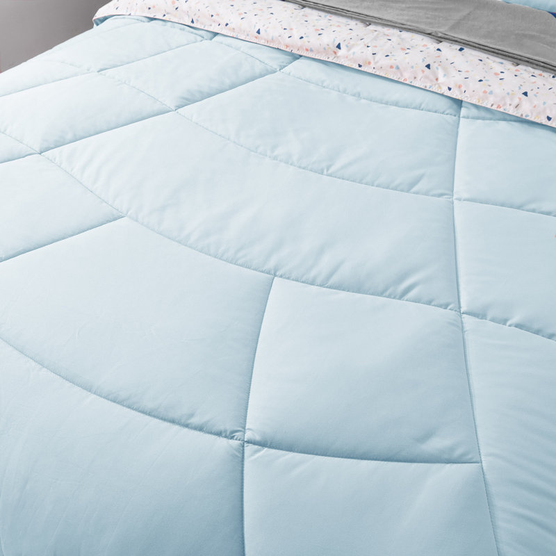 Polyester Channel Comforter, Twin Comforter + 4 Additional Pieces, Sea Turtle Teal