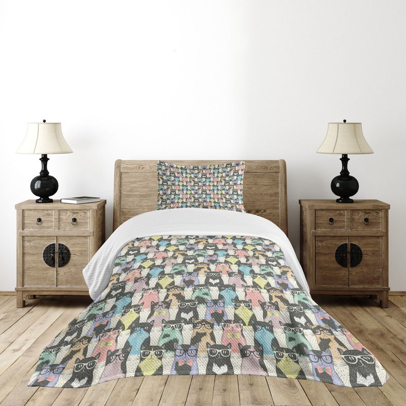 Twin White Quilted Kids Bedspread Set with Pillow Sham