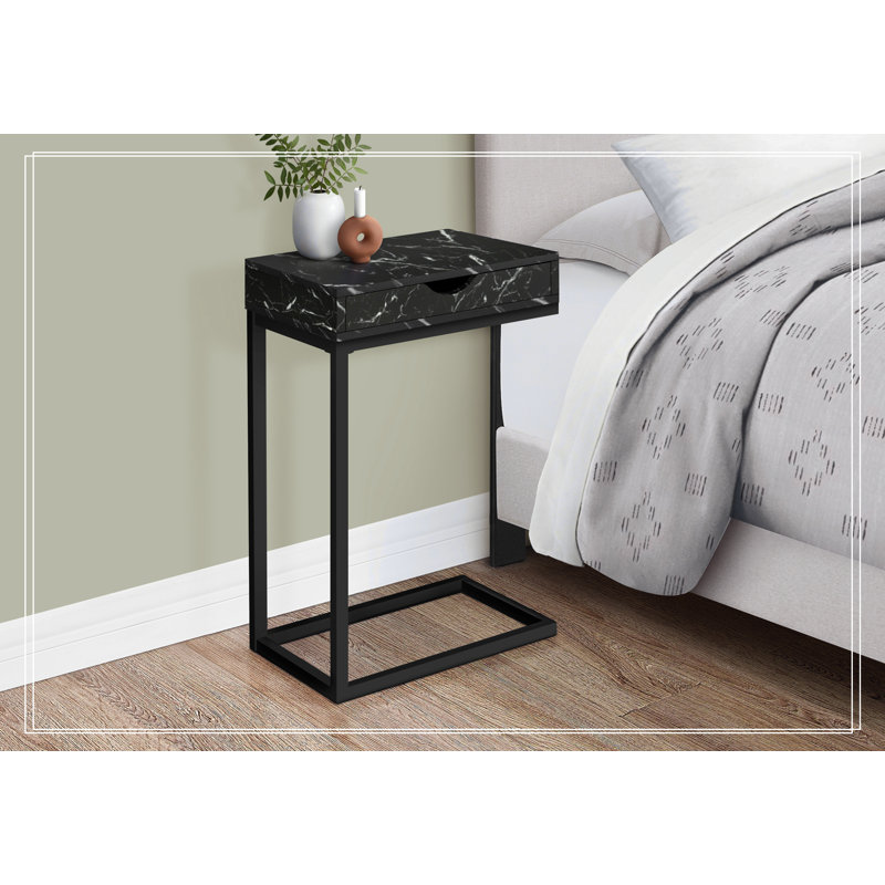 Table d'appoint, en forme de C, bout, côté, collation, tiroir de rangement, salon, chambre à coucher, stratifié aspect marbre noir, métal noir, contemporain, moderne