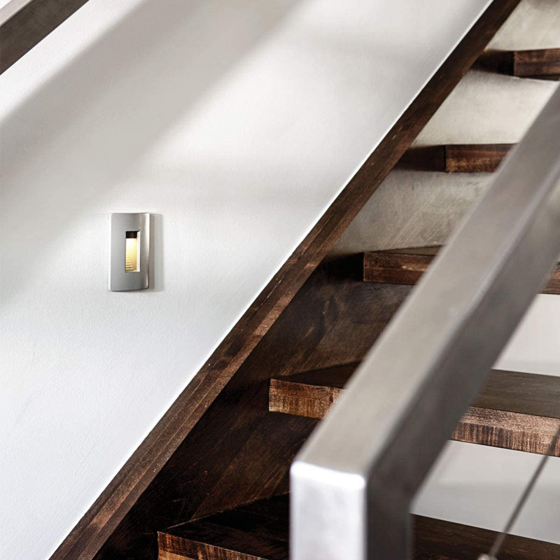 Luna Low Voltage LED Step Light, Satin White