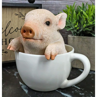 Adorable figurine Guilhermino