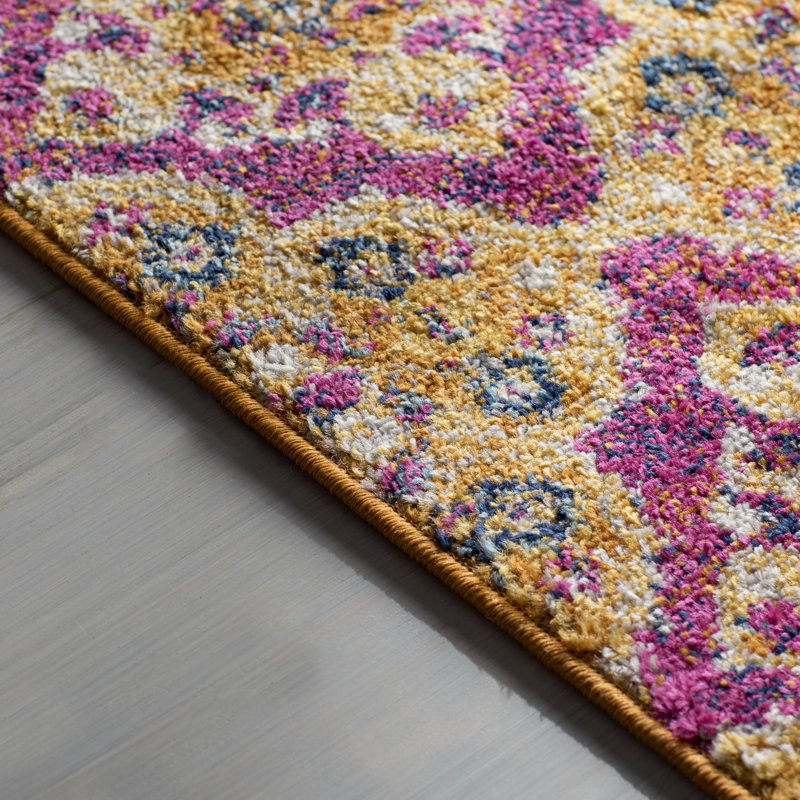 Christa Southwestern Pink/Gold Area Rug, Rectangle 4' x 6'