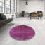 Tapis mauve à motif abstrait Runolfson-823175344
