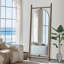 Miroir de plancher pleine grandeur en bois avec support, idéal pour la décoration intérieure et l'auto-appréciation-212432857