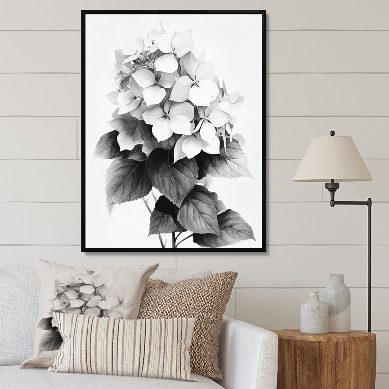 Hortensia gris et blanc gris sur toile, H 44 po x l 34 po x P 1,5 po, Cadre flottant noir