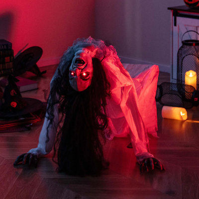  Décoration d'Halloween illuminée et animée, femme rampante animatronique