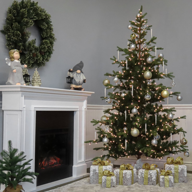 The Holiday Aisle® Norwegian Spruce Tree with Clear Lights, 7.5'