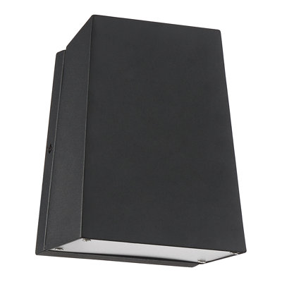 Montville Wall Light