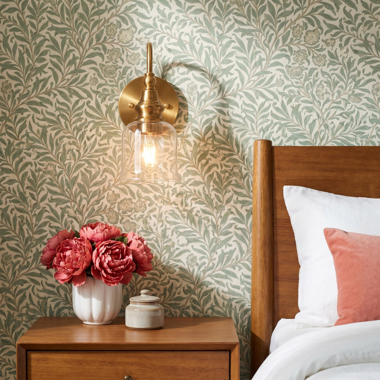 Cassiel Single Light Dimmable Armed Sconce, Copper