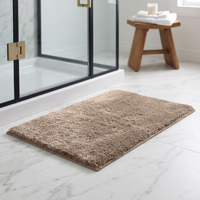 Tapis pour salle de bain 100% polyester 2100 GSM, envers antidérapant TPR de 21 po x 34 po Better Better Haven Collection