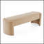Banc long et élégant avec repose-pieds
