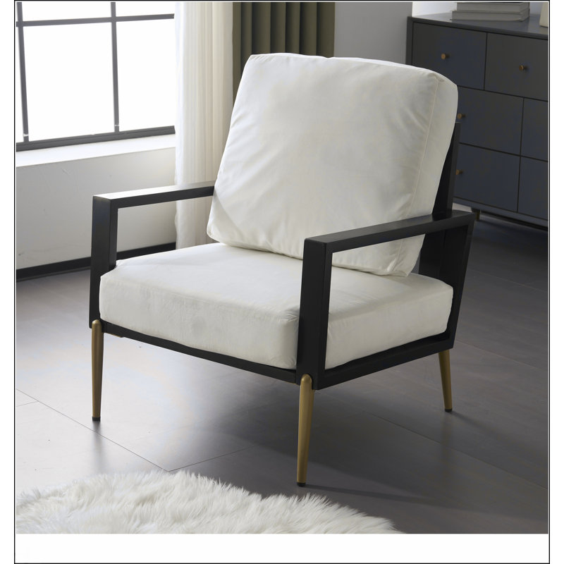 Fauteuil d'appoint moderne à dossier bas blanc rembourré avec pieds en métal doré, structure en bois d'hévéa et dossier rembourré pour une vie minimaliste chic