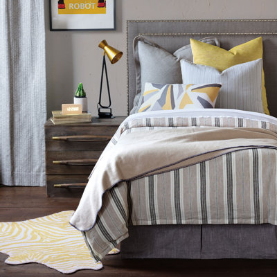Aaron Comforter