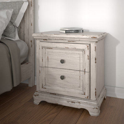 Dianna 29'' W Nightstand