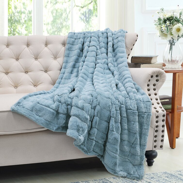 Lark Manor Louissaint 2 Ply Printed Silky Soft Plush Fleece